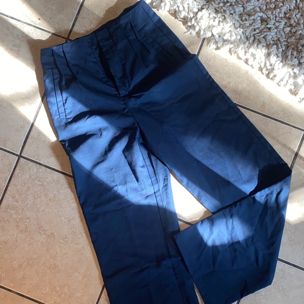 Woman’s petite Navy work Pants